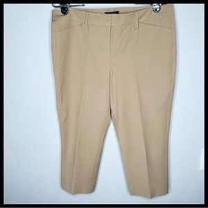 White House Black Market Straight Crop Capri Pants Size 10